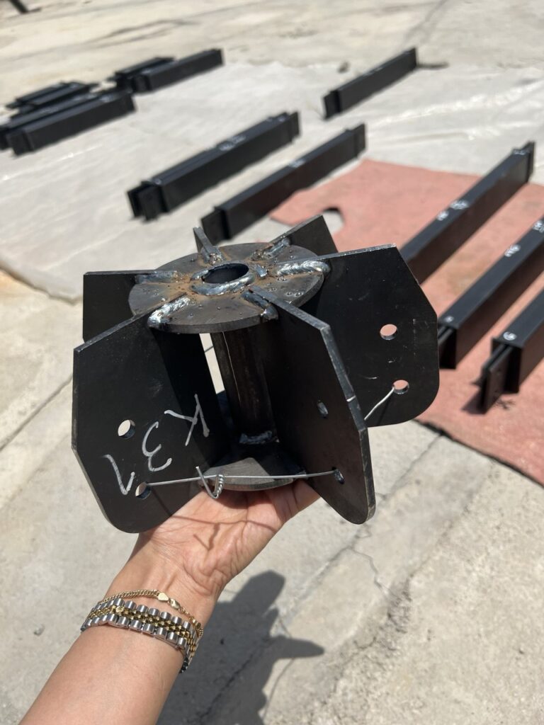 نورگیر فری فرم ساختمان ملاصدرا عکس شماره 3