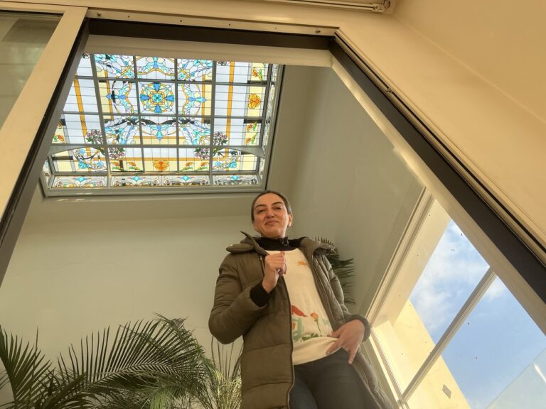 نورگیر شیشه ای برج ارکیده عکس شماره 4